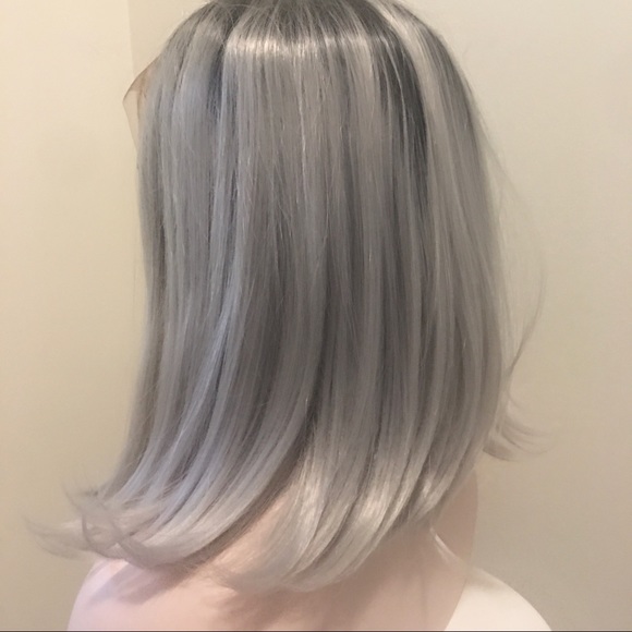 Ombre Black & Silver Bob Lace Front Wig - Picture 16 of 16